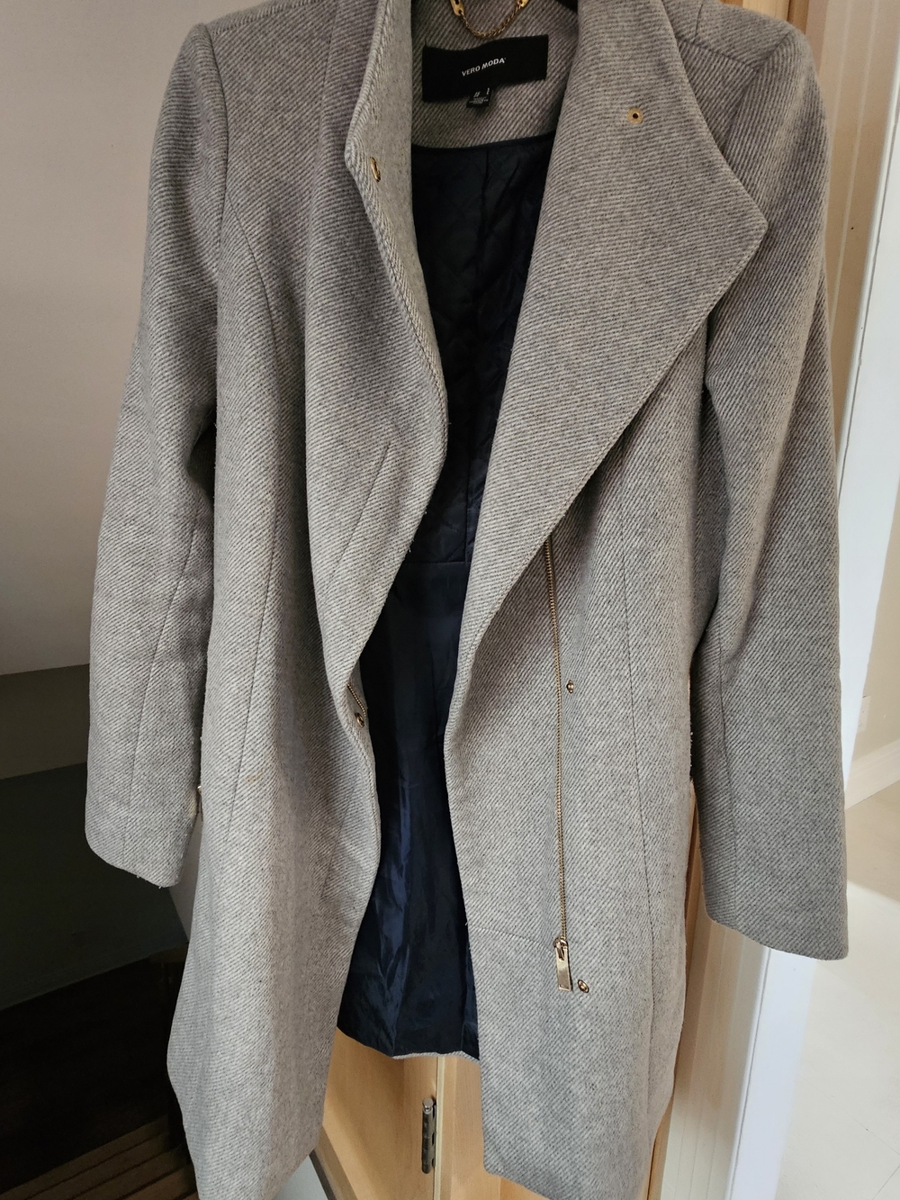 Vero Moda Light Gray Trench Coat with Gold Accents